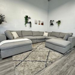 Thomasville Sectional Modular Cloud Couch - Free Delivery 