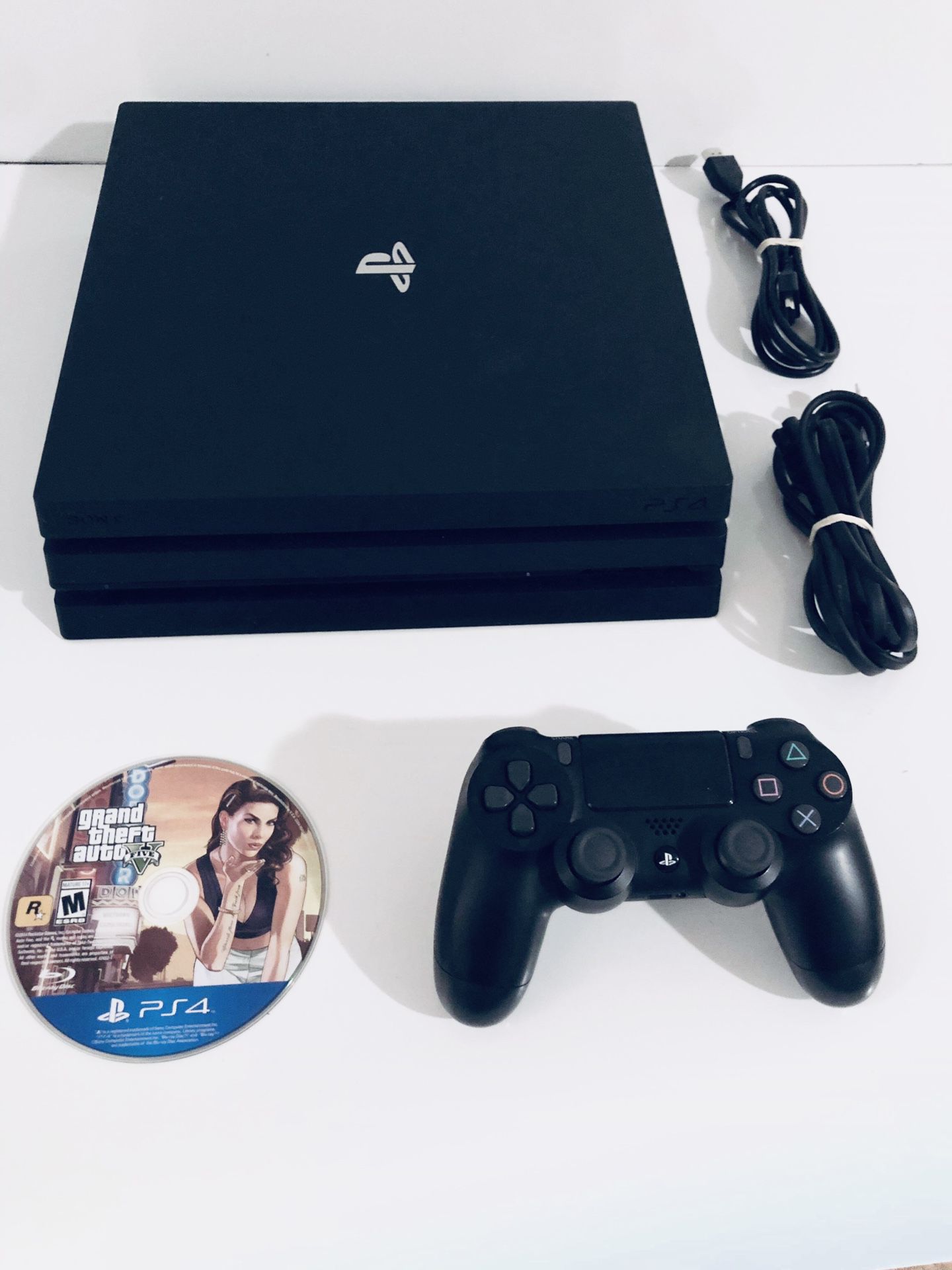 Ps4 PlayStation 4 Pro 4k W GTA V & Black Controller in MIN CONDITION