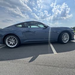 2024 Ford Mustang