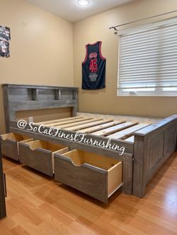 New Queen Bed With Drawers
