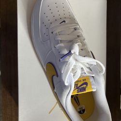 Brand New Kobe Lakers 8.0