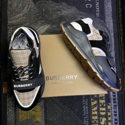  $160🔥 Burberry