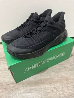 Nike Giannis Immortality 4 size 10.5
