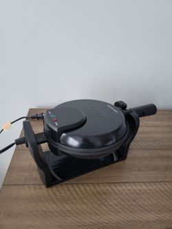 Bella Breakfast Bundle – Belgian Waffle Maker & Electric Griddle