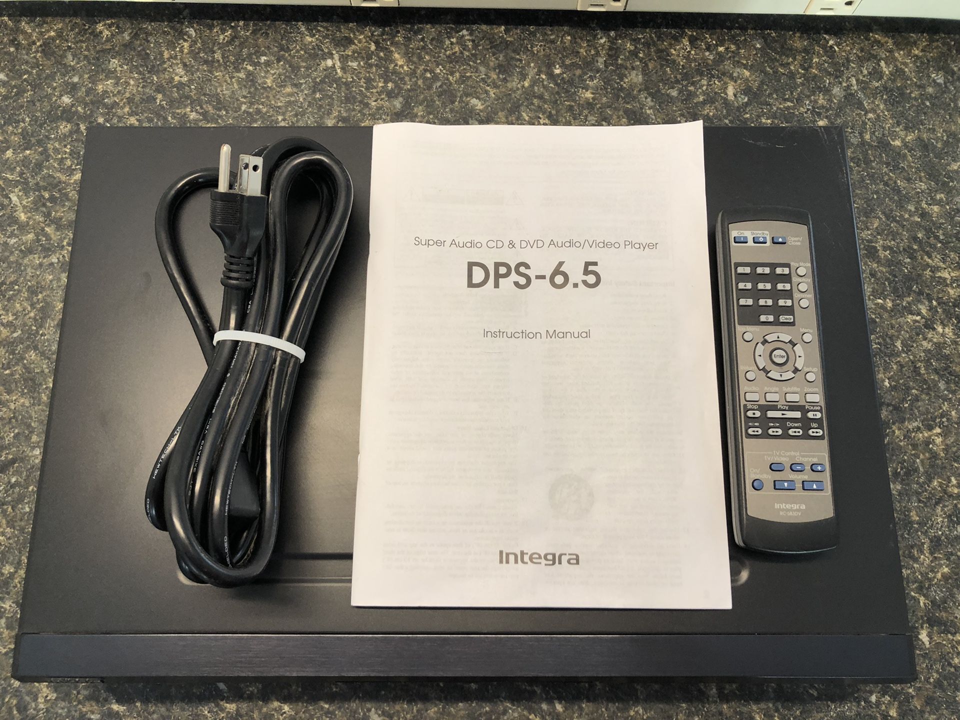Integra DPS 6.5 Super Audio CD & DVD Audio/ Video Player