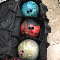 3 Bowling Balls Set