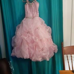 IF PROMS ARE COMING BACK..Don't wait until the last minute! Make an Offer.