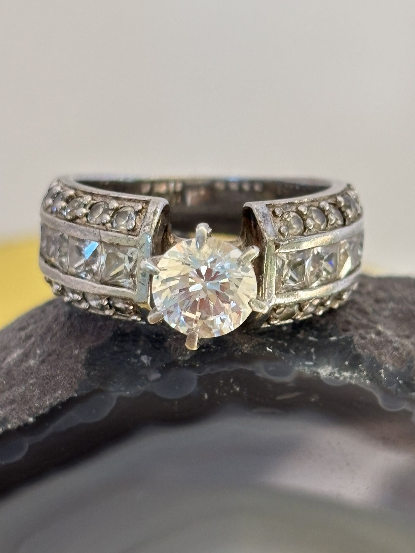 Silver 925 Ring size 7