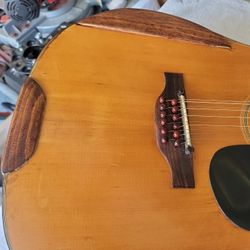 This Is Yamahi Folk Guitar Vintage 
