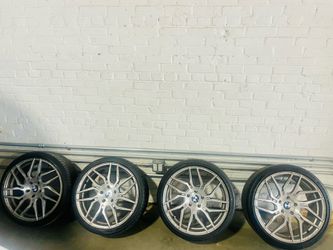 BMW Rhoana 19” Rims set (Staggered) Michellen tires