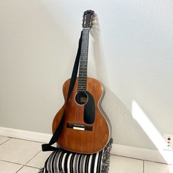 vintage Acoustic Guitar 
