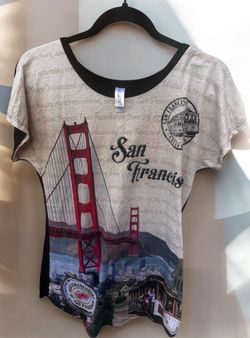 San Francisco Women’s Shirt Size Large