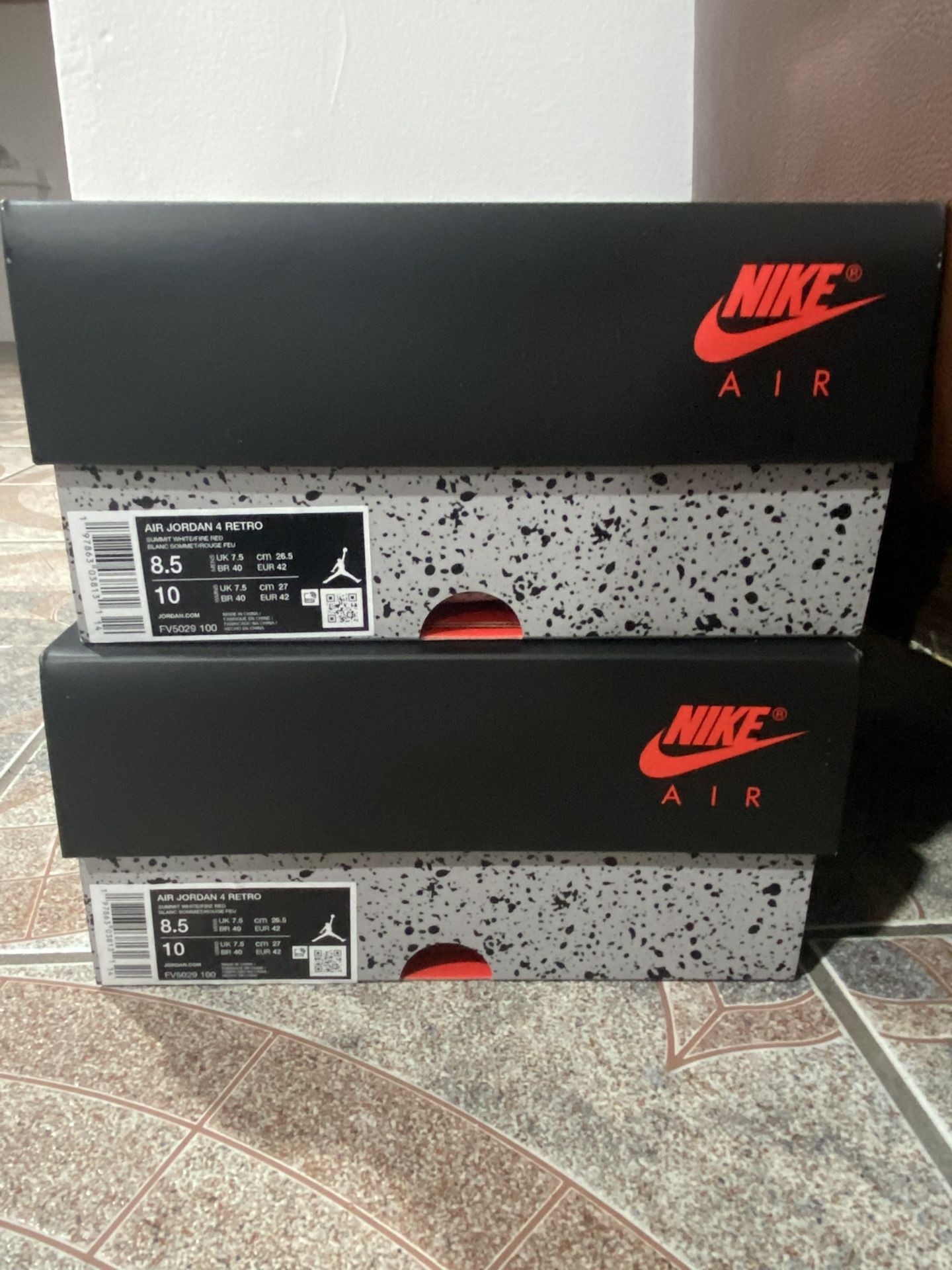 Air Jordan 4