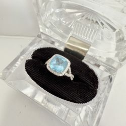 14k Topaz & Diamond Ring