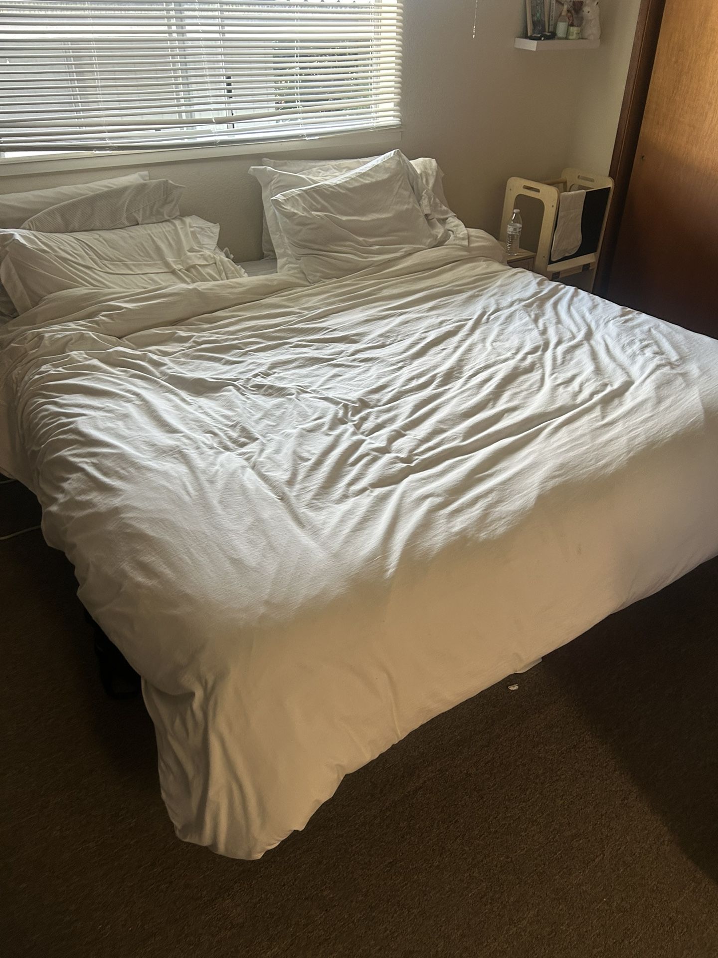 King Bed And Reclining Frame