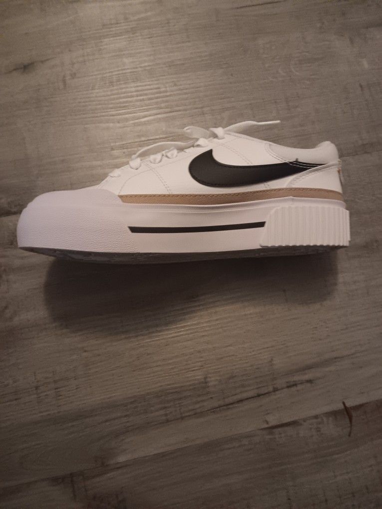 Women Nike Court Legacy