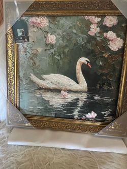 Marmont Hill Swan Floral Framed Art