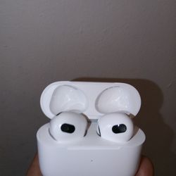 AirPods 3rd Generation 3 Wireless Bluetooth Earbuds  Never Used New ) 