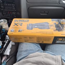Dewalt New 100