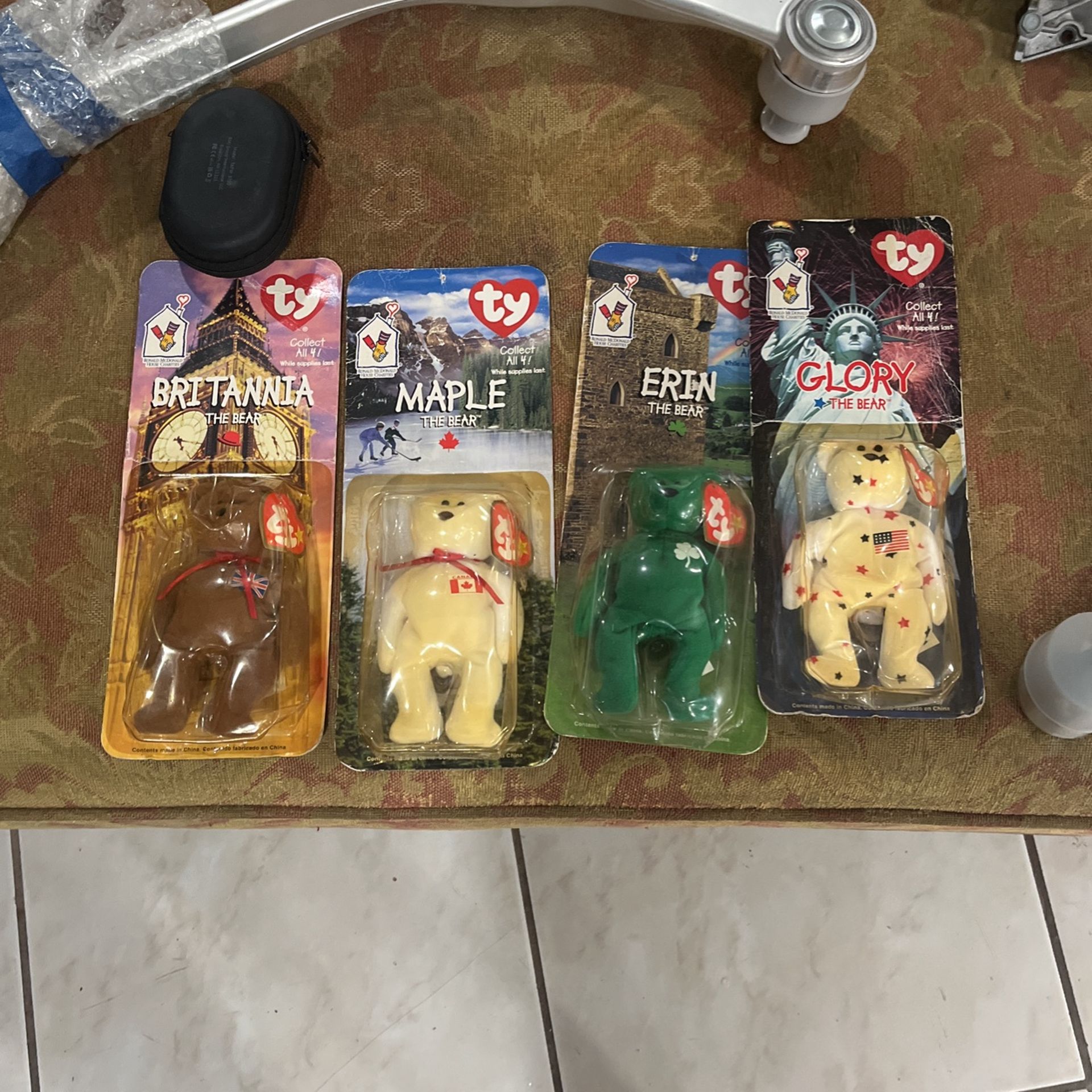 Collectible Beanie Babies Set