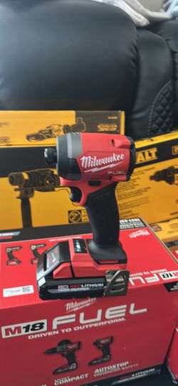 Milwaukee M18 FUEL Impact Driver 4 Generación