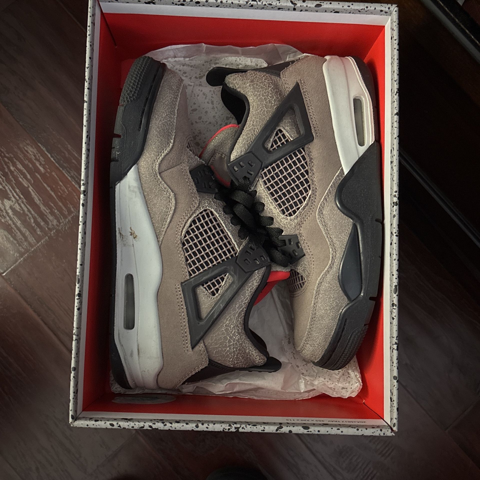 Jordan 4