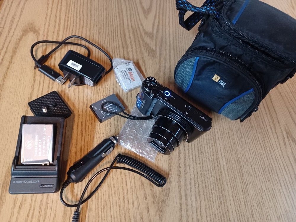 SAMSUNG DIGITAL CAMERA - DCR-SX85 - Wi-Fi CAPABLE - FULL HD - LIKE NEW!