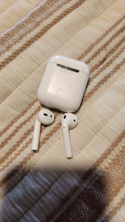Apple AirPods gen 2 with Charging Case