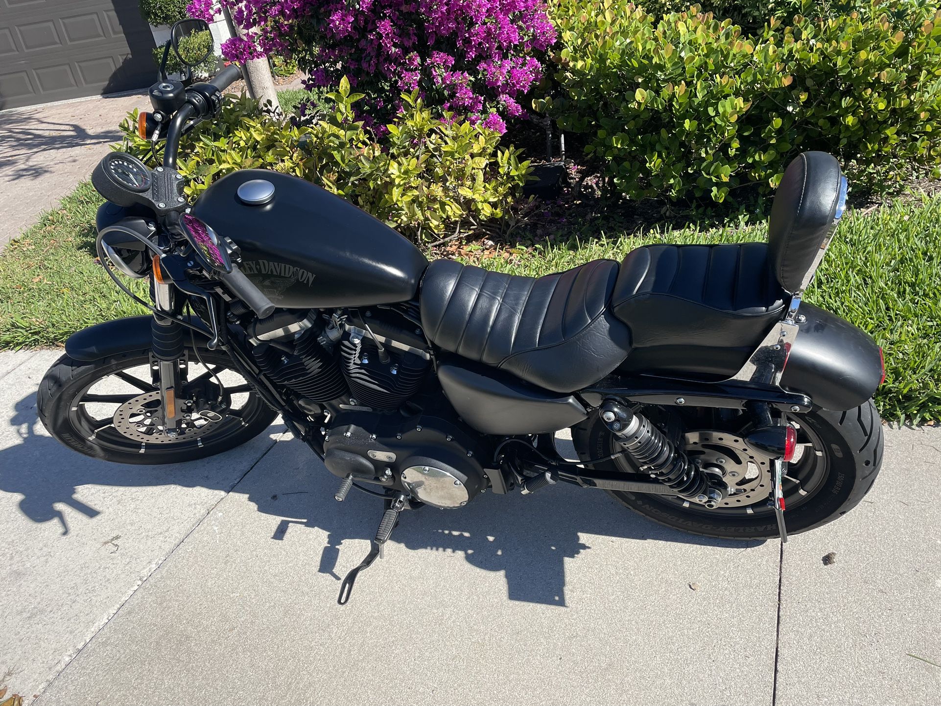 2016 Harley Davidson XL 883n Iron Sportster