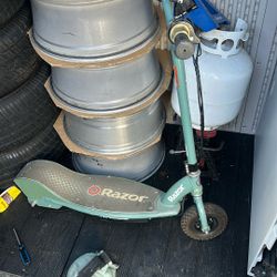 Razor Electric Scooter 