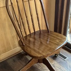 RIVERSIDE FURNITURE Adj Height Swivel Solid Oak Desk Chair