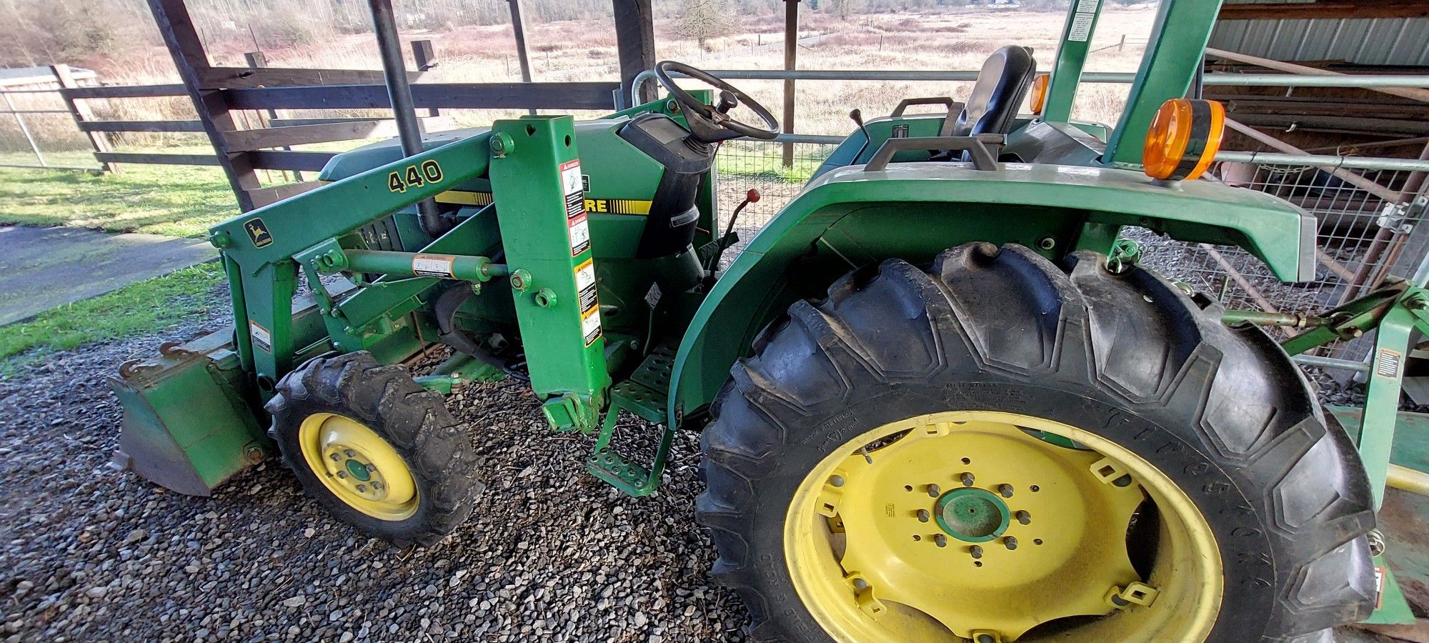 John Deere 970 tractor with front loader for Sale in Buckley, WA - OfferUp