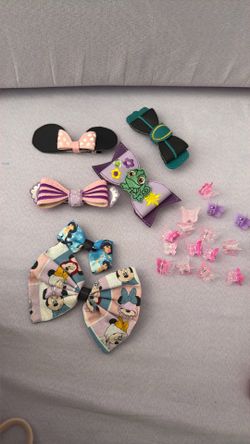 Bundle Disney hair clips