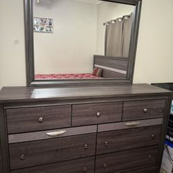 King Storage Bed Frame With Dresser And Nightstand 
