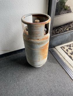 Forklift Propane Tank – 33.5 lb Steel, Worthington