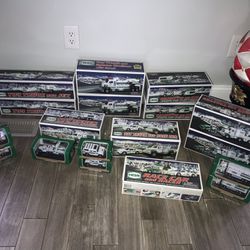HESS TRUCK COLLECTION 