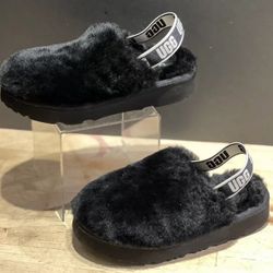 Ugg Youth Girl's Fluff Yeah Sheepskin Slingback Clog Only Worn In House