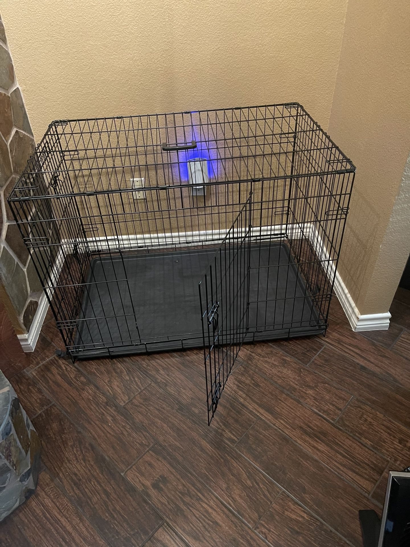 XL Dog Kennel