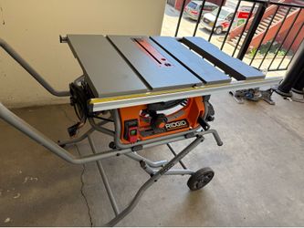 Rigid 10in Pro Jobsite Table Saw with stand