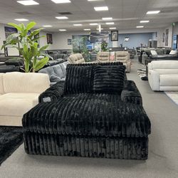 Huge Black Chaise Lounge 🔥SPECIAL🔥