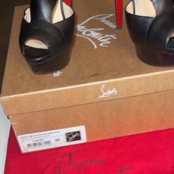 AUTHENTIC LADIES CHRISTIAN LOUBOUTIN (RED BOTTON)PIOU 150 CALF/CUOIO HEELS/PLATFORM SIZE 38 (SEE PIC