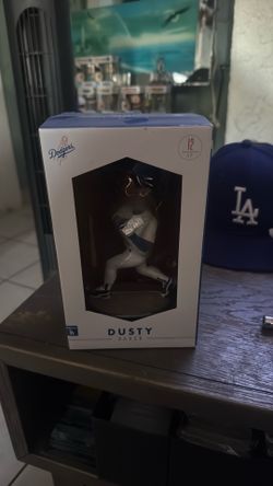 Dusty Baker bobblehead 2016