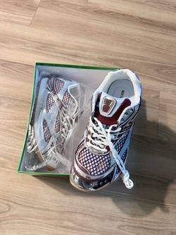 Brand new bottegas men size 8.5 comes with box