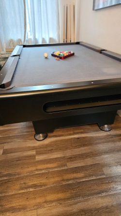 Pool table