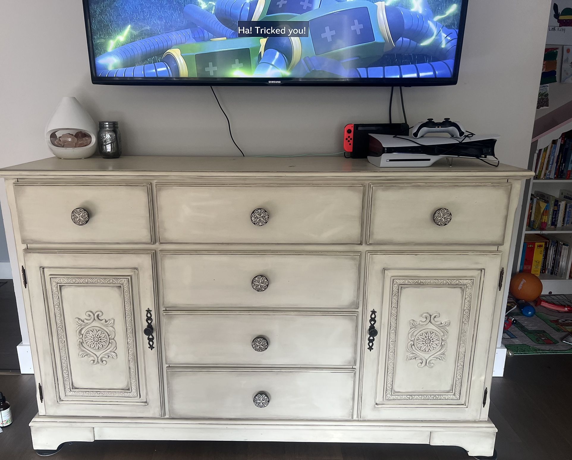 farmhouse buffet/sideboard/dresser/media console