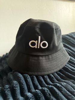 Alo bucket hat