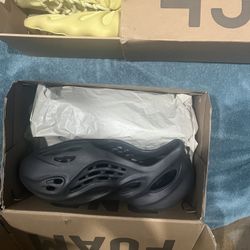 Yeezys Both For A Deal brand New