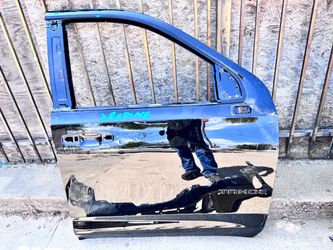 2021 to 2026 CHEVY TAHOE / SUBURBAN FRONT DOOR RH