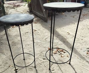 2 Plant Stands
