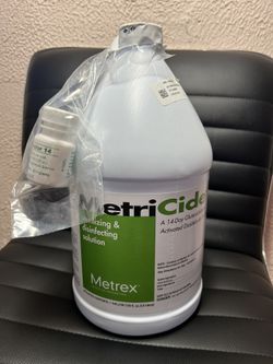 Glutaraldehyde Cold Sterilization Solution 14 day 1 Gallon